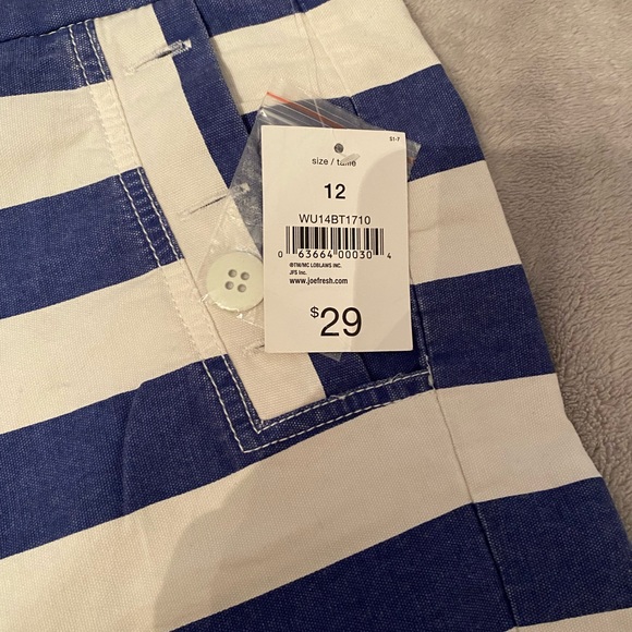 NWT blue and white striped shorts - Picture 3 of 3